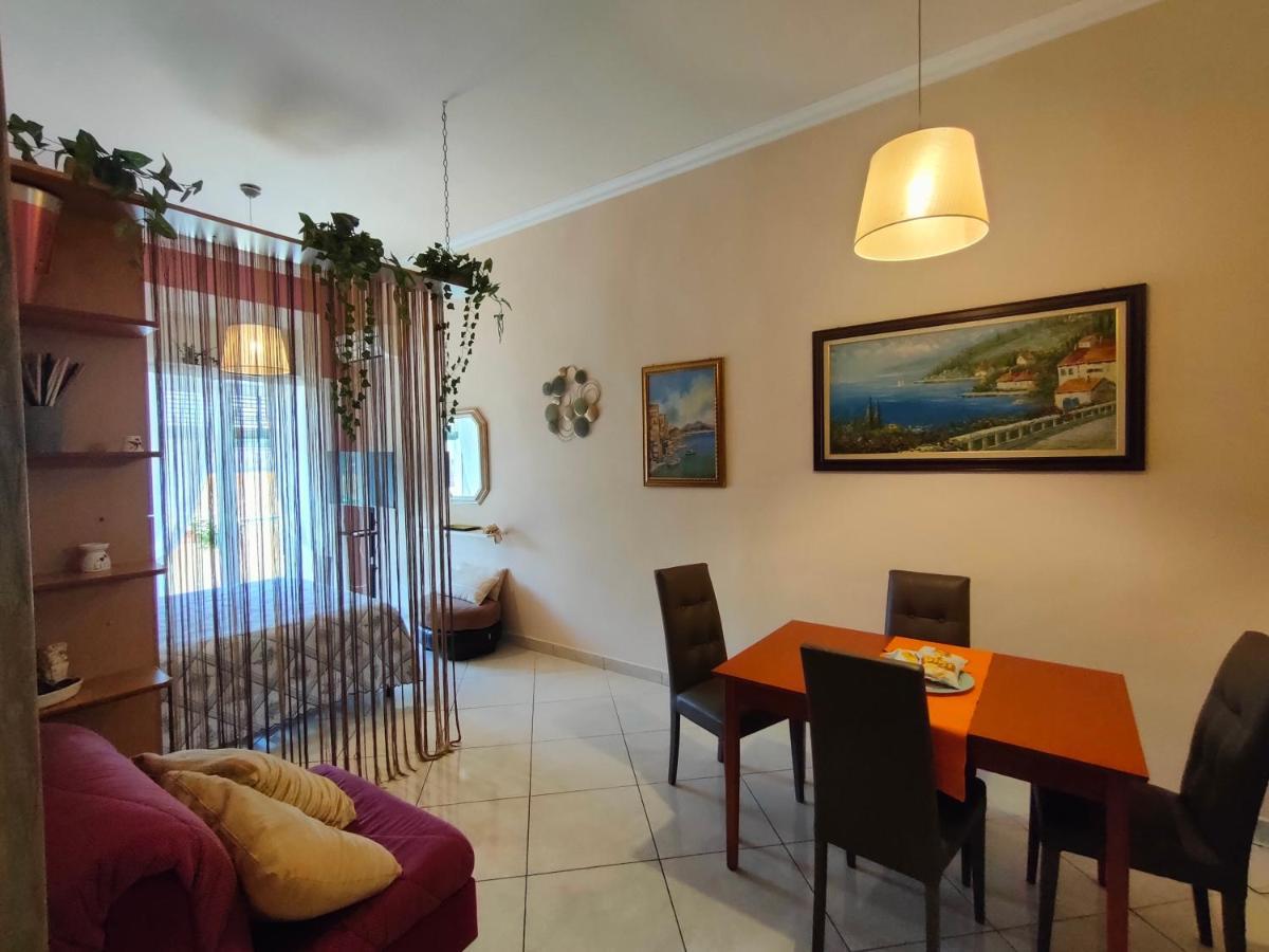 Madda'S Apartament Nápoly Kültér fotó